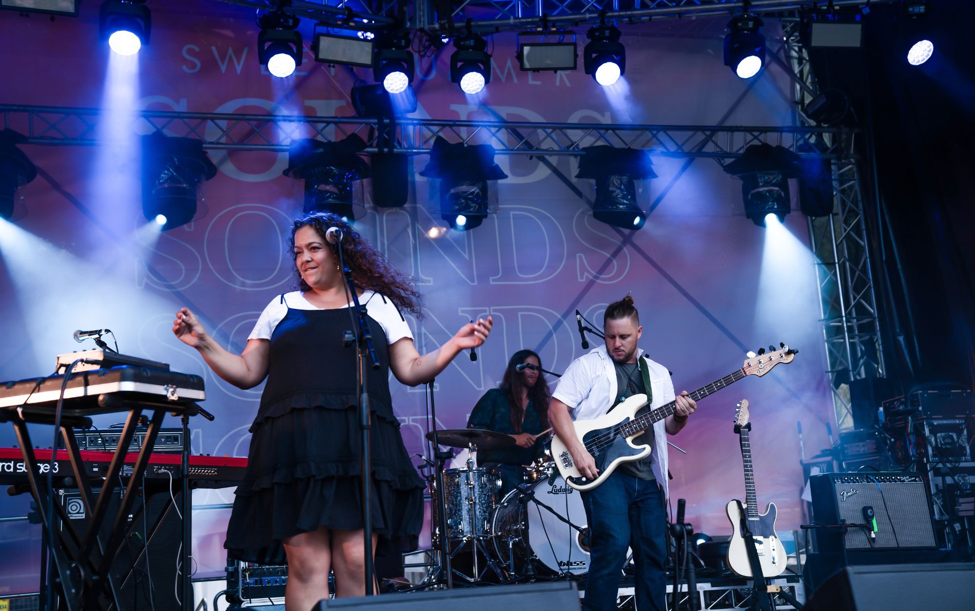 Indie/rock group Lemonise performing
